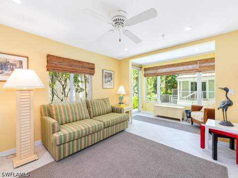 640 2nd St S 2, Naples FL - photo 6 of 24