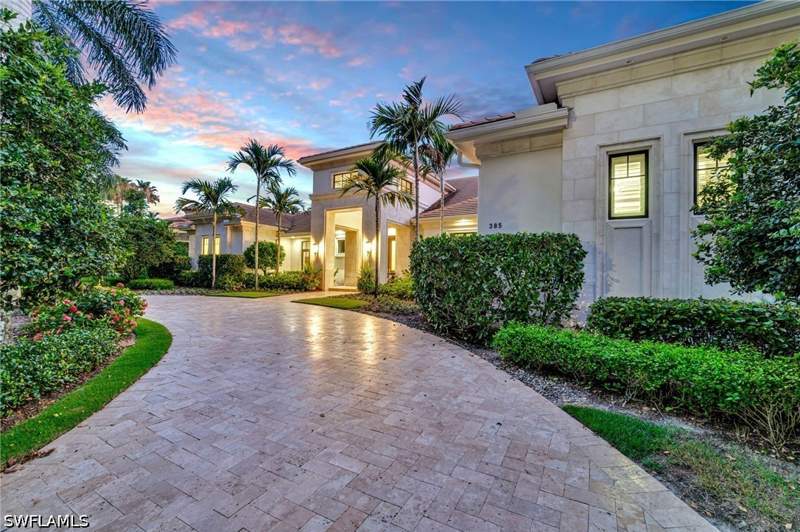 6 bedroom SingleFamilyResidence at 385 Colony Dr, Bay Colony Shores, Naples — photo 3