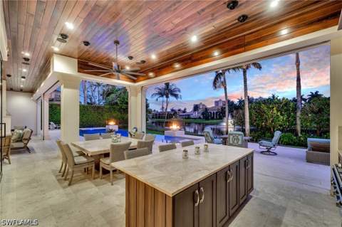 385 Colony Dr, Naples FL - photo 7 of 50
