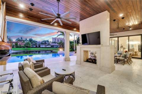 385 Colony Dr, Naples FL - photo 8 of 50