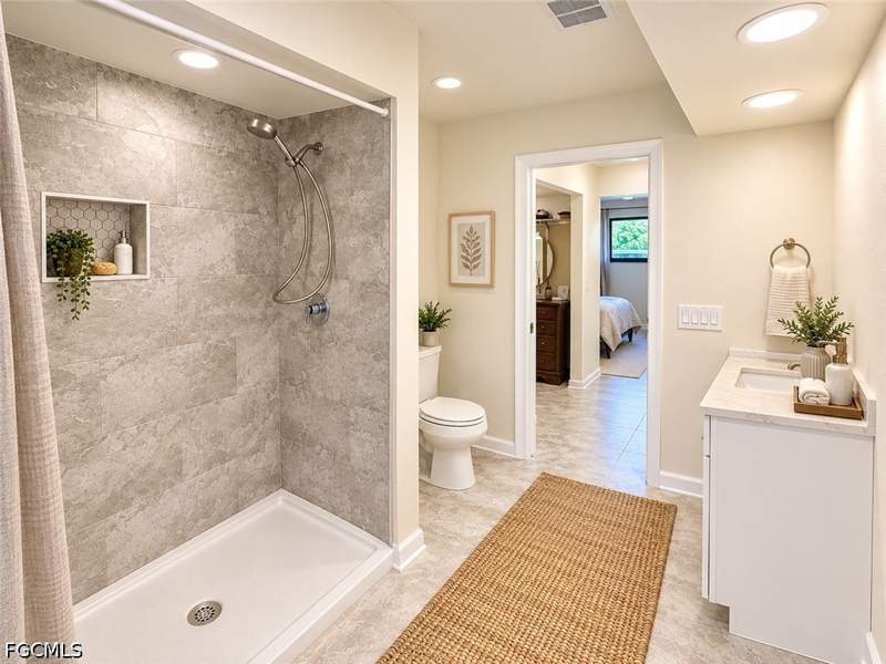 3 bedroom Attached at 6952 Winkler Rd, Myerlee Park Homes Condo, Fort Myers — photo 5