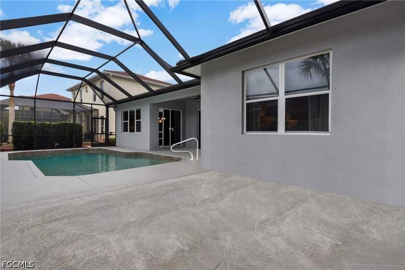 4 bedroom SingleFamilyResidence at 11732 Pine Timber Ln, Timber Ridge, Fort Myers — photo 3