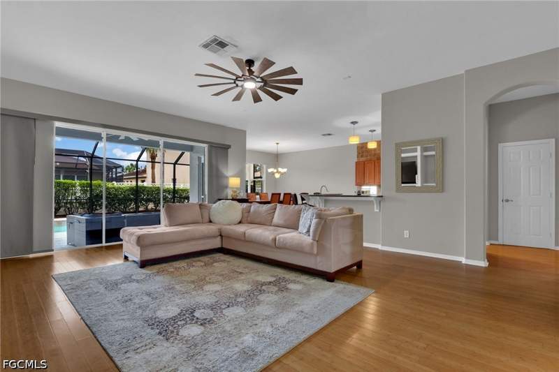 4 bedroom SingleFamilyResidence at 11732 Pine Timber Ln, Timber Ridge, Fort Myers — photo 4