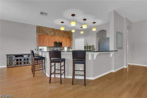 11732 Pine Timber Ln, Fort Myers FL - photo 6 of 37