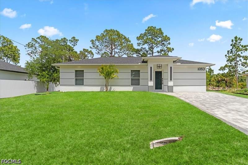 3 bedroom SingleFamilyResidence at 1053 Joponica Ave S, Lehigh Acres, Lehigh Acres — photo 2