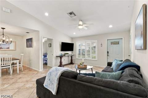 2825 SW 33rd Ter, Cape Coral FL - photo 6 of 26