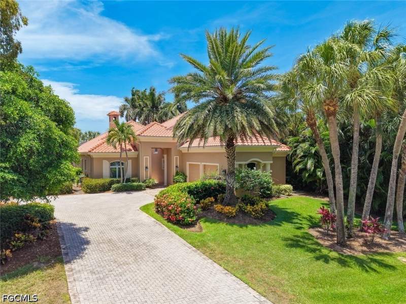 5 bedroom SingleFamilyResidence at 2711 Wulfert Rd, Sanctuary At Wulfert, Sanibel — photo 3