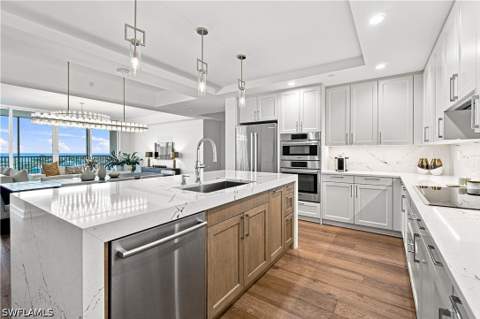 4142 Bay Beach Ln 705, Fort Myers Beach FL - photo 7 of 40