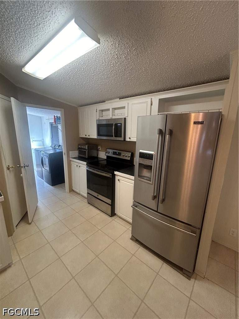 3 bedroom ManufacturedHome at 12921 Timothy Ln, Harvey Heights Unit 1, Fort Myers — photo 4