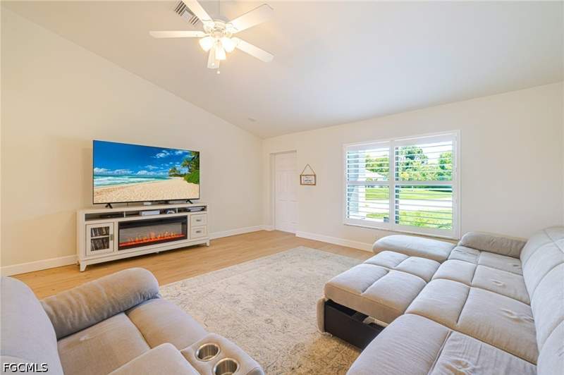 3 bedroom SingleFamilyResidence at 3410 NW 45th St, Cape Coral, Cape Coral — photo 5