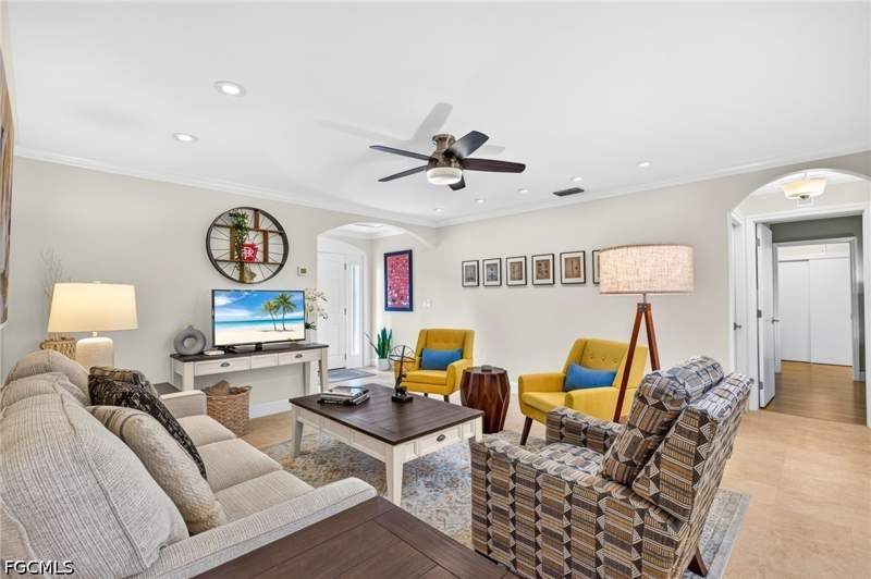 2 bedroom Attached at 1287 S Brandywine Cir, Brandywine, Fort Myers — photo 4