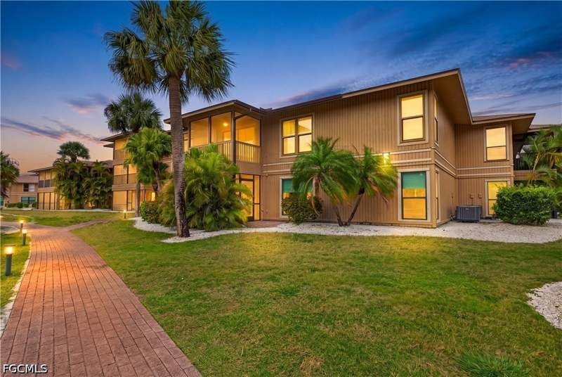 2 bedroom Condominium at 5117 Sea Bell Rd F111, Blind Pass Condo, Sanibel — photo 3