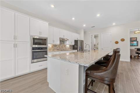14211 Binghampton Dr, Fort Myers FL - photo 10 of 39