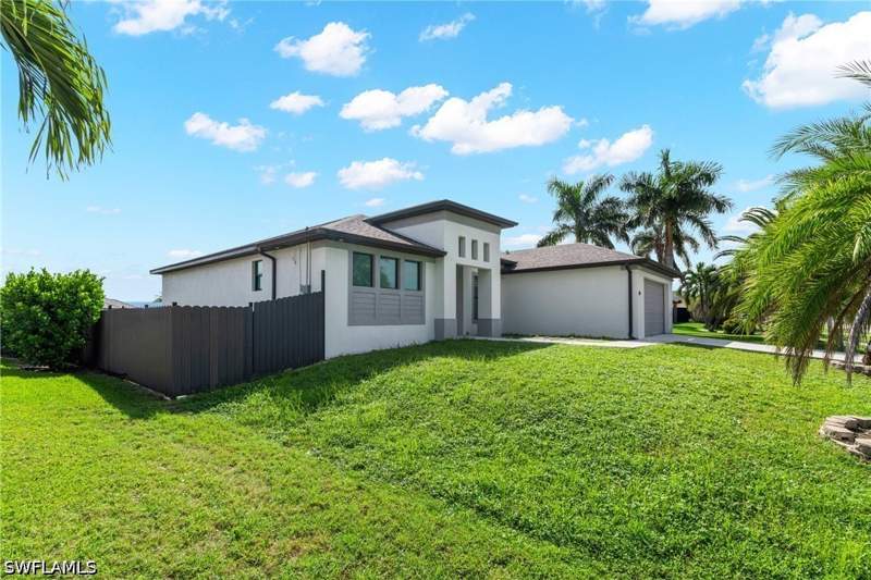 3 bedroom SingleFamilyResidence at 113 NW 38 Pl, Cape Coral, Cape Coral — photo 4