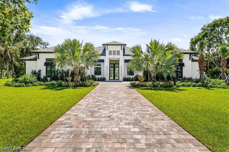 4 bedroom SingleFamilyResidence at 3241 German Woods Ct, German Woods, Naples — photo 1