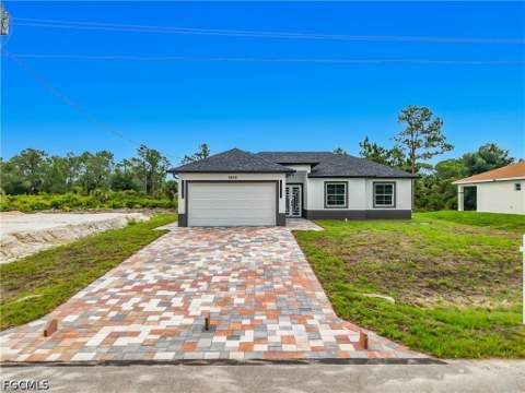 3310 61st St W, Lehigh Acres FL - photo 7 of 45