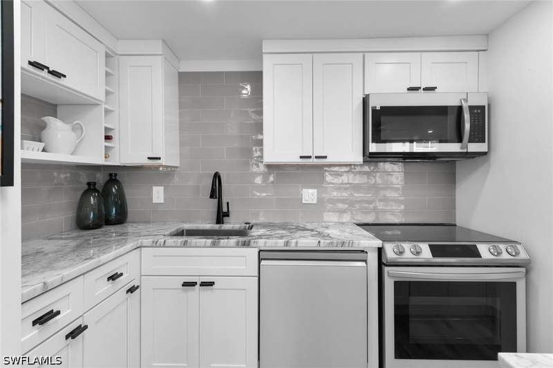 2 bedroom Condominium at 58 N Collier Blvd 510, Gulfview Apts Of Marco Island, Marco Island — photo 5
