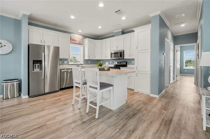 2 bedroom ManufacturedHome at 11220 Bayside Ln, Bayside Estates, Fort Myers Beach — photo 5
