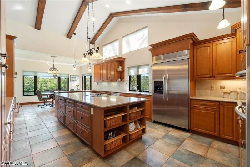 3 bedroom SingleFamilyResidence at 27557 Shore Dr, Imperial Shores, Bonita Springs — photo 5