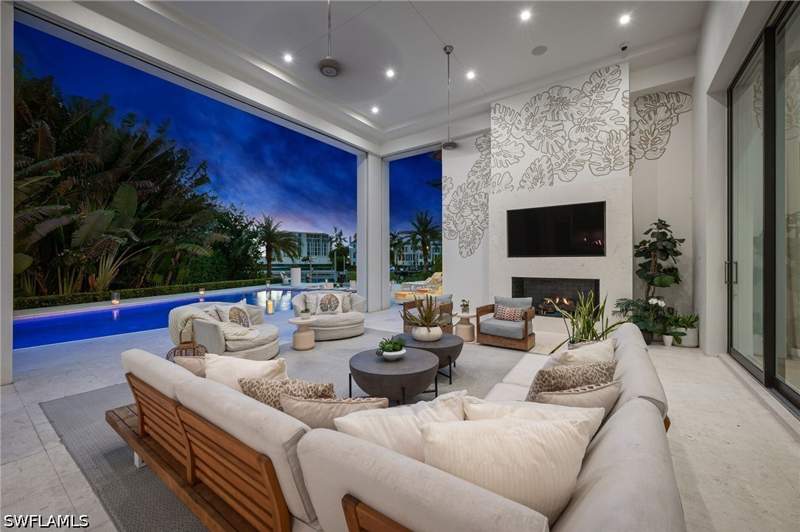 4 bedroom SingleFamilyResidence at 1735 Hurricane Harbor Ln, Coquina Sands, Naples — photo 4