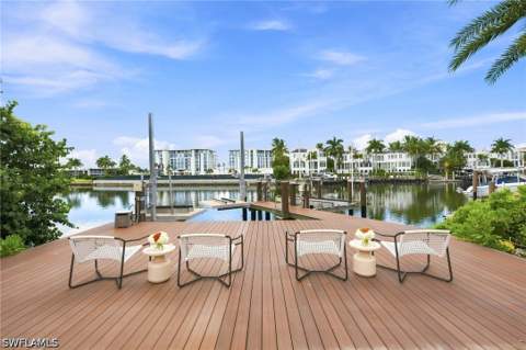 1735 Hurricane Harbor Ln, Naples FL - photo 6 of 50