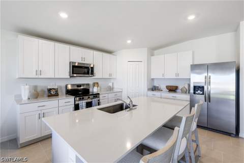 17061 Pompeii Way, North Fort Myers FL - photo 6 of 23