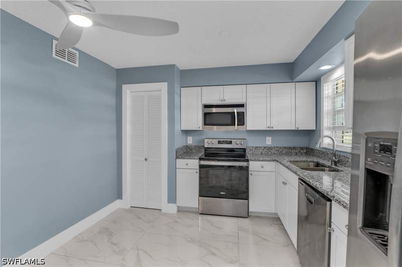 2 bedroom Condominium at 3325 Airport Rd N T1, Poinciana Condo, Naples — photo 2