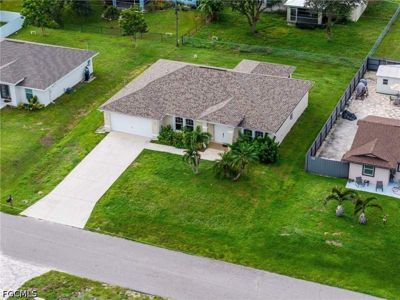 3 bedroom SingleFamilyResidence at 408 NE 25th St, Cape Coral, Cape Coral — photo 5