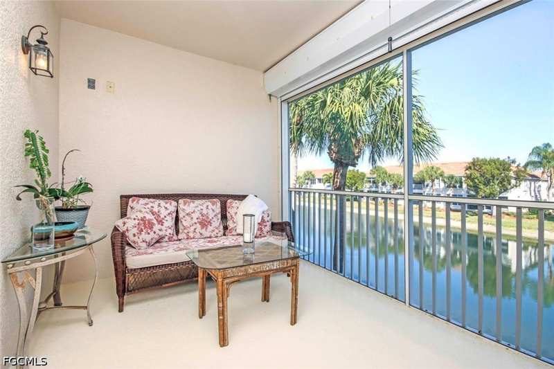 2 bedroom Condominium at 11621 Navarro Way 1905, Sabal Pointe, Fort Myers — photo 1