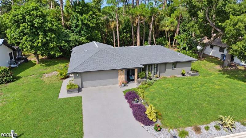 3 bedroom SingleFamilyResidence at 15341 Sam Snead Ln, North Fort Myers, North Fort Myers — photo 2