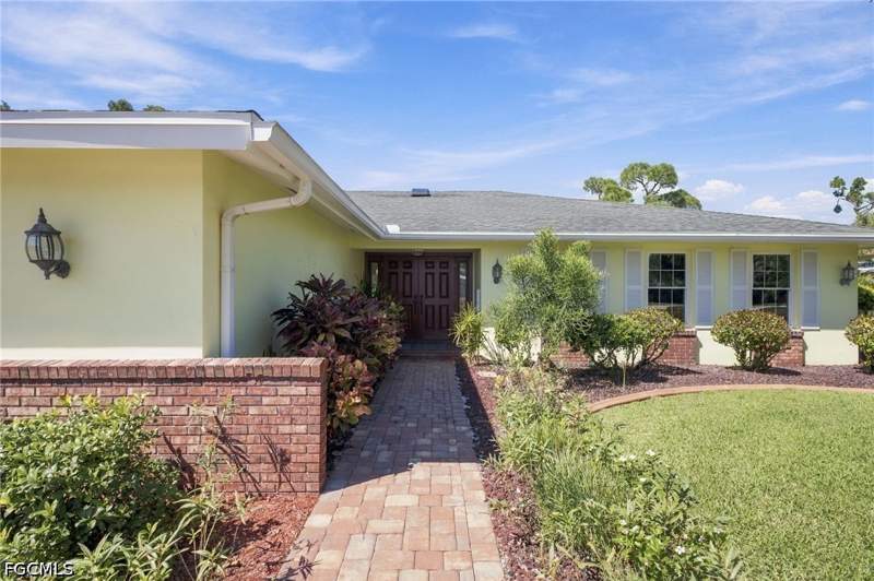 3 bedroom SingleFamilyResidence at 4151 Orange Grove Blvd, Lochmoor, North Fort Myers — photo 3