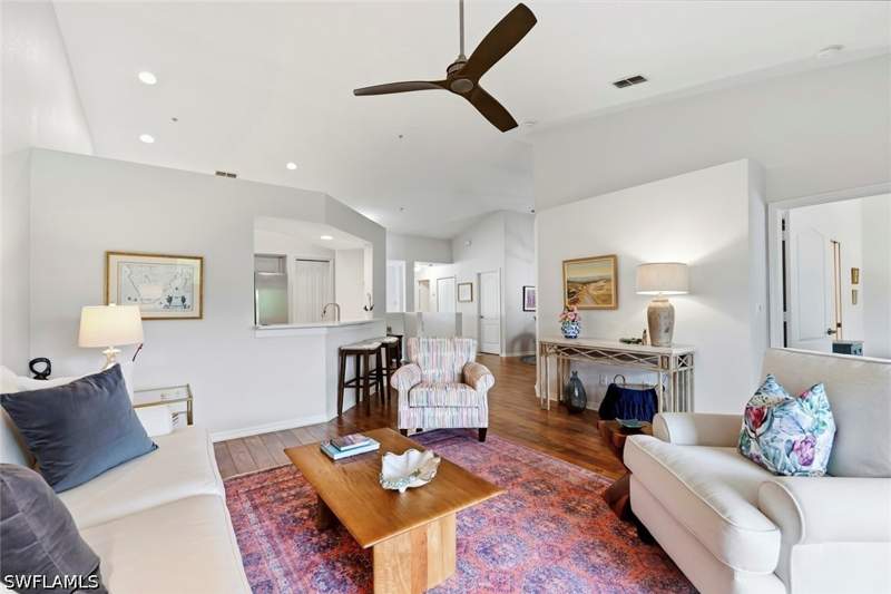 2 bedroom Condominium at 359 Dover Pl 203, Dover Place, Naples — photo 3