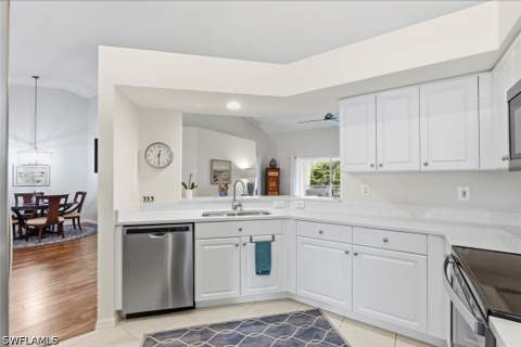 359 Dover Pl 203, Naples FL - photo 8 of 31