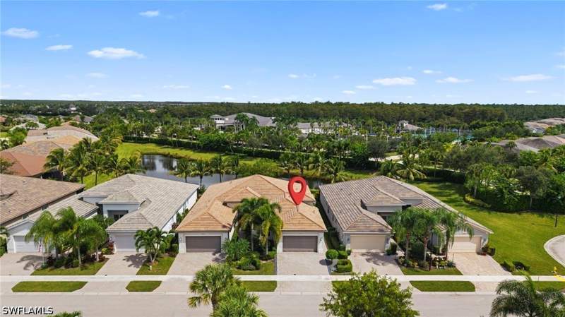 2 bedroom Attached at 28523 Burano Dr, Valencia Bonita, Bonita Springs — photo 2