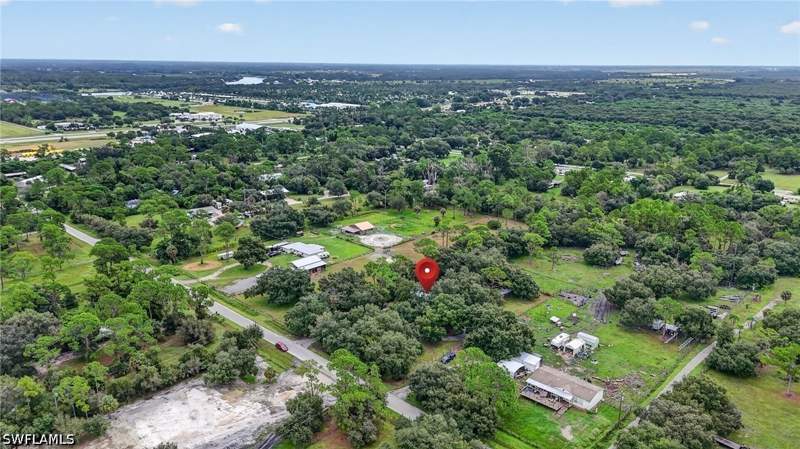 2 bedroom SingleFamilyResidence at 3889 W Double J Acres Rd, Labelle, Labelle — photo 3