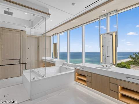 901 Gulf Shore Blvd N C-502, Naples FL - photo 6 of 17
