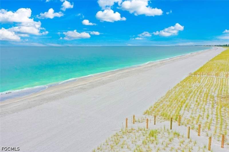 2 bedroom Condominium at 1414 Beach Cottages, Beach Cottages, Captiva — photo 5