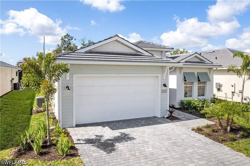 3 bedroom SingleFamilyResidence at 8759 Oceana Way, Seven Shores, Naples — photo 2