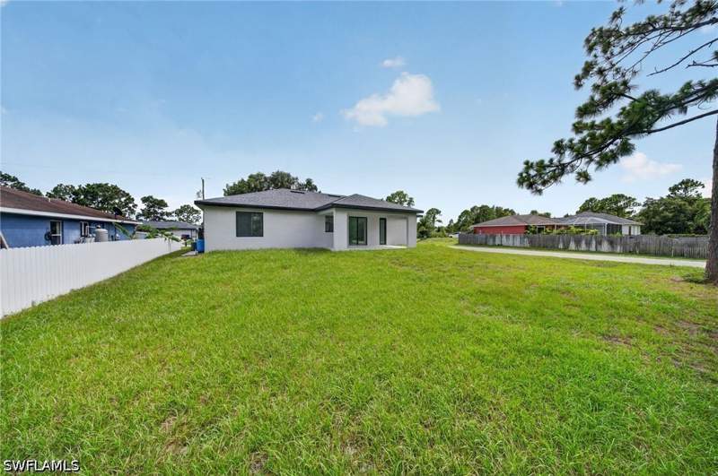 3 bedroom SingleFamilyResidence at 2918 48th St W, Lehigh Acres, Lehigh Acres — photo 3