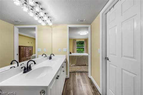 26699 Little John Ct 62, Bonita Springs FL - photo 11 of 17