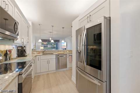 2506 Orchid Bay Dr Z102, Naples FL - photo 11 of 40