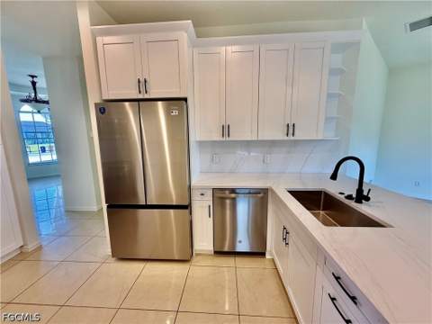 338 Pyramid Ave, Lehigh Acres FL - photo 11 of 38