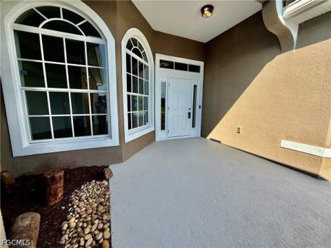 338 Pyramid Ave, Lehigh Acres FL - photo 7 of 38
