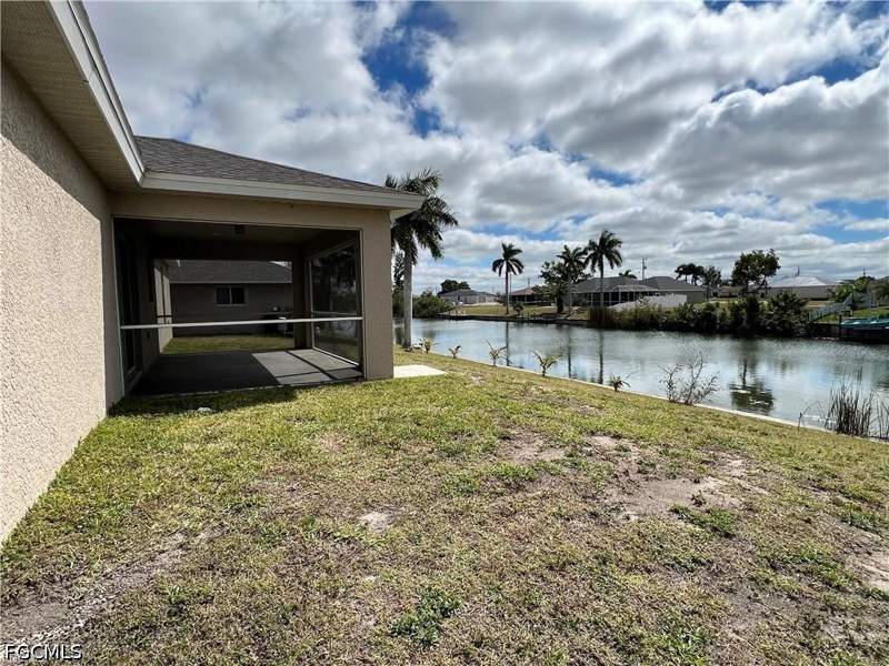 4 bedroom SingleFamilyResidence at 10 NE 20th St, Cape Coral, Cape Coral — photo 4