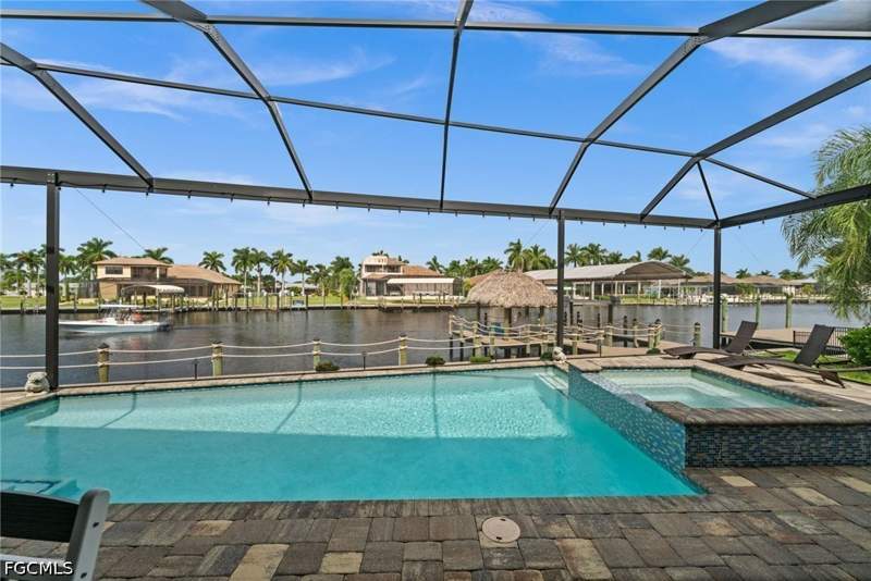 3 bedroom SingleFamilyResidence at 5205 Sunset Ct, Cape Coral, Cape Coral — photo 3