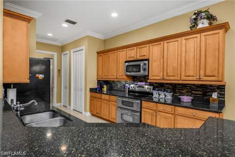 4806 Europa Dr, Naples FL - photo 8 of 39