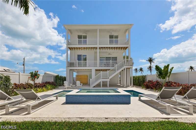 5 bedroom SingleFamilyResidence at 5583 Estero Blvd, Gulf Heights, Fort Myers Beach — photo 1