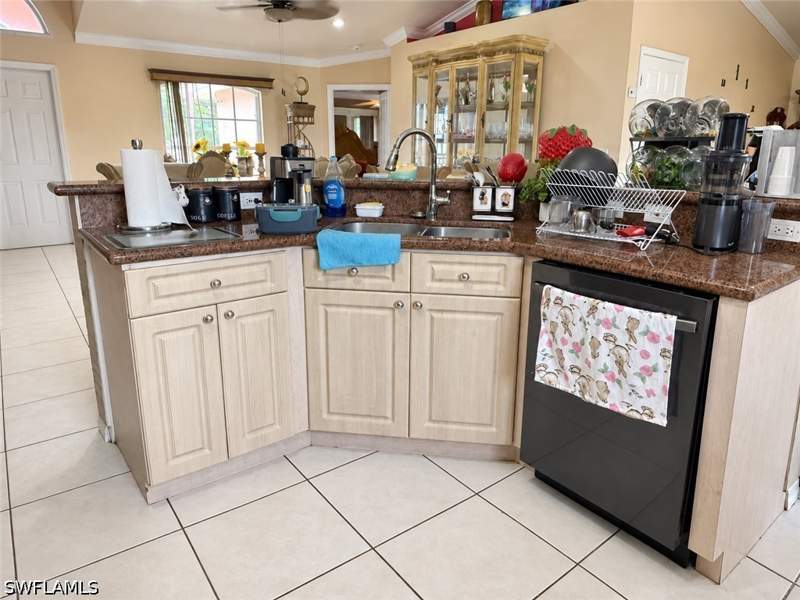 3 bedroom SingleFamilyResidence at 4775 Everglades Blvd N, Golden Gate Estates, Naples — photo 4