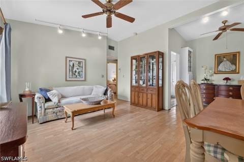 442 Central Ave S, Naples FL - photo 7 of 37