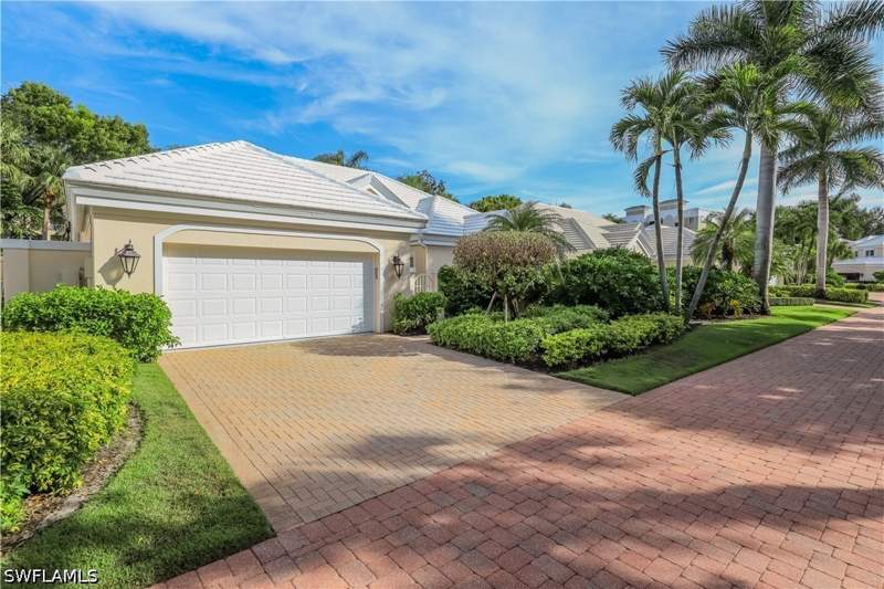 3 bedroom Detached at 353 Carlton Pl 33, Carlton Place, Naples — photo 3